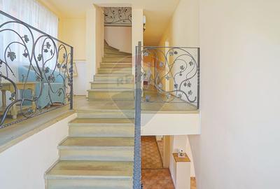 Pensiune de Vanzare in Moieciu de Sus | Comision 0% - 9