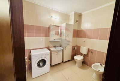 Apartament cu 3 camere de închiriat în zona Nufarul - 10