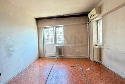 Apartament cu 3 camere decomandat în Crângași