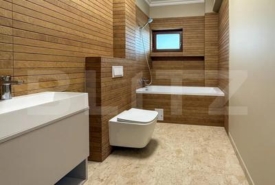 Apartament cu 3 camere decomandat în Galata