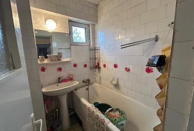 Apartament cu 4 camere de vanzare, zona Teatru - 11