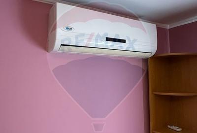 DE INCHIRIAT  APARTAMENT 4 camere zona centrala - 12