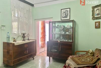 Casa de vanzare la curte comuna Zona Lunei - COMISION 0% - 8
