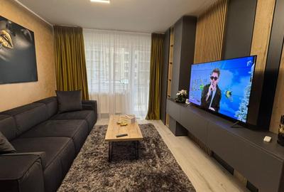 Apartament cu 2 camere decomandat, mobilat în Tractorul