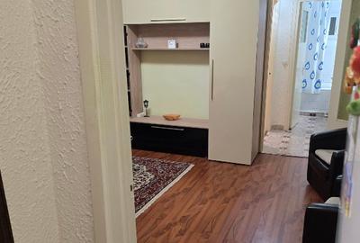 Apartament bloc spațial, 2 camere, zona cinematrograf Craiovita Noua - 2