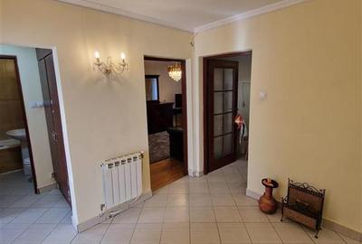 UMF, Inchiriere, 3 camere decomandat, etaj 1, liber ! - 3