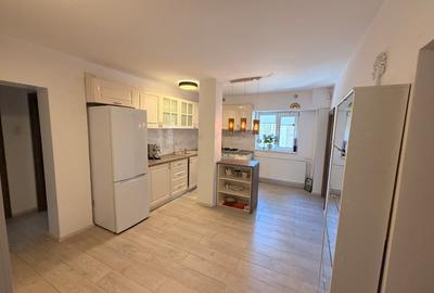 Apartament 3 cam. mobilat Rovere , loc parcare , boxa - 12