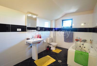 Vila cu 6 camere | gradina atent amenajata | garaj - 15