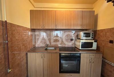 Apartament de vanzare 3 camere utilate mobilate in zona Terezian Sibiu - 6