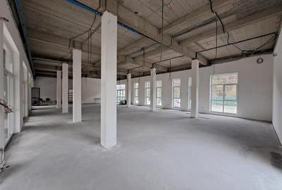 Spatiu comercial, 300 mp utili, situat in zona Roata Faget! - 2