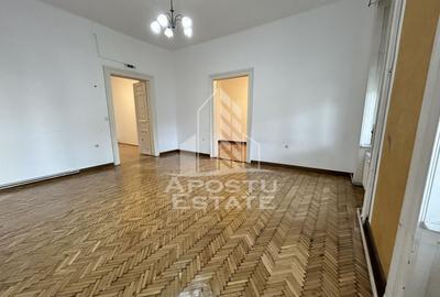 Spatiu 147 mp pentru birouri in spate la Catedrala - 1