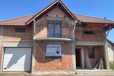 CASA CU ETAJ DE VANZARE LA GRI LA 12 KM DE ARAD ZIMANDUL NOU - 1
