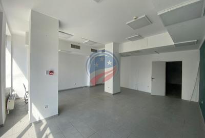 Spațiu comercial, de 70 mp, în Ultracentral