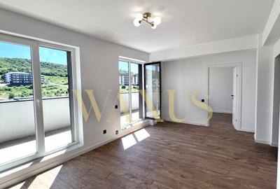 Apartament cu 3 camere semidecomandat în Florești