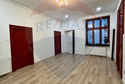 Spatiu de birouri /apartament 50mp, parter, Ultracentral, blv. Eroilor