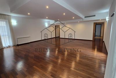 Apartament cu 3 camere decomandat, mobilat în Herăstrău