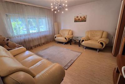 Apartament cu 2 camere decomandat, mobilat în Ultracentral