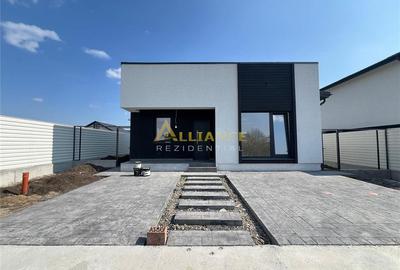 Casa individuala parter - 3 camere - 2 bai - 440mp teren - 1