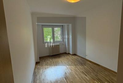 4 camere  etaj 1 /450 m METROU UNIRII - 5