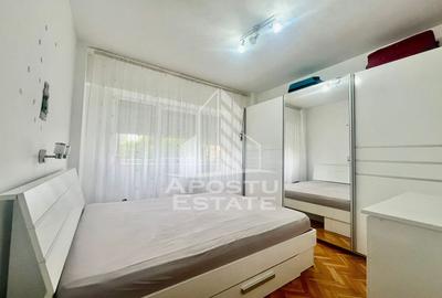 Apartament cu 3 camere decomandat, mobilat în Aurel Vlaicu
