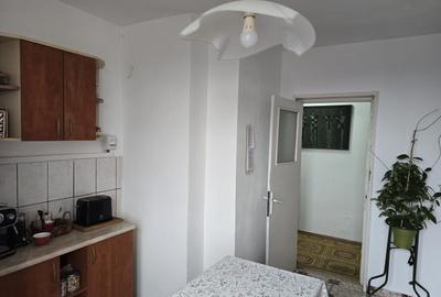 LOC. RACACIUNI,  APARTAMENT 3 CAMERE - 9