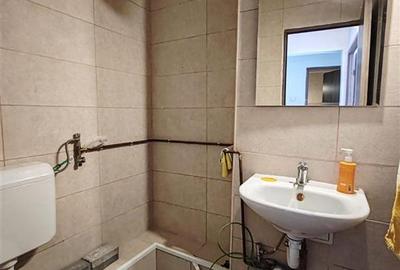 Apartament 3 camere , etaj intermediar - Astra - 13