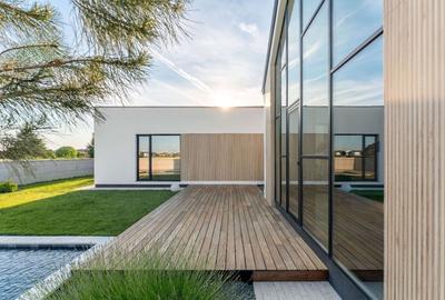 Casă Parter cu Design Minimalist și Piscină - 2