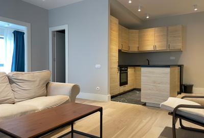 Apartament cu 3 camere decomandat, mobilat în Pipera