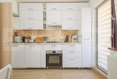 Apartament cu 2 camere, 55 mp, parcare inclusa - Tractorul - 5