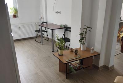 Apartament cu 3 camere decomandat, mobilat în Muncii