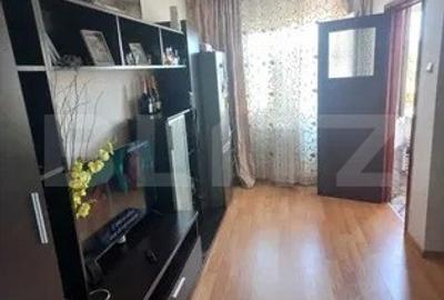 Garsonieră semidecomandată, mobilată în 1 Decembrie 1918