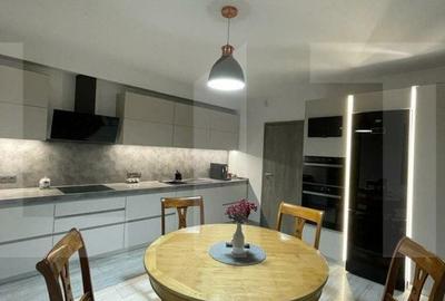 Casă modernă  5 camere, 290 mp, mobilată/utilată, teren generos 1300 mp, Unirii - 8