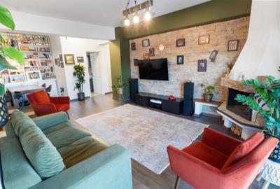 Apartament cu 3 camere în Unirii