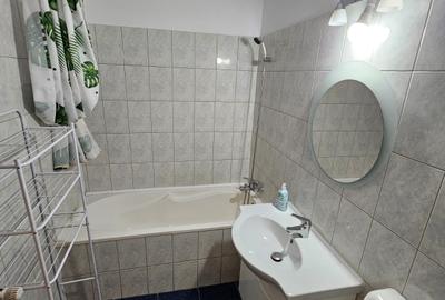 Inchiriere - 4 camere - Lizeanu- Stefan cel Mare - 6