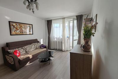 Apartament 2 camere renovat zona Astra - Planete - 1