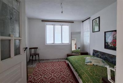 Casa com.Maicanesti, cu 3118 mp teren intravilan - 12