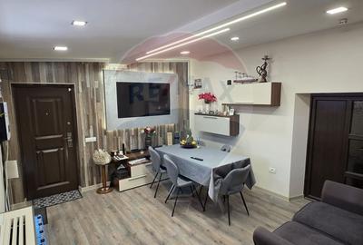 PRET REDUS: Apartament cu 3 Camere teren 475mp 800m Centru Busteni - 1