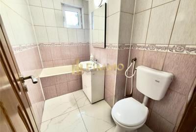 Apartament\Spatiu  | 3 camere | 60 mp | Central | ID : 1649 - 8