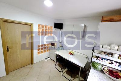 VANZARE 4 CAMERE DECOMANDAT TINERETULUI - PARCARE - 6