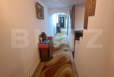 Casa de vanzare, cu 3 camere, 84 mp, zona Cicoarei - 6