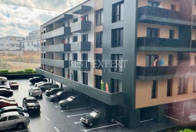 Apartament cu 2 camere, decomandat, 64.84 mp, cu centrala termica, si aproape de metrou.