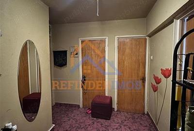 Apartament de vanzare cu 3 camere, zona Dristor - 2