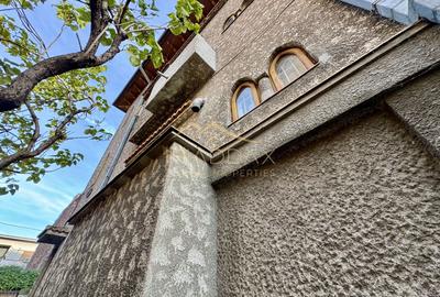 Vila cu 6 camere *310mp*  + Garaj // Primăverii - 1