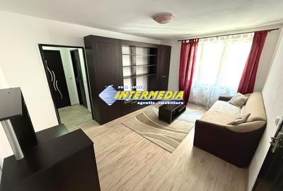 Apartament cu 2 camere semidecomandat, mobilat în Central