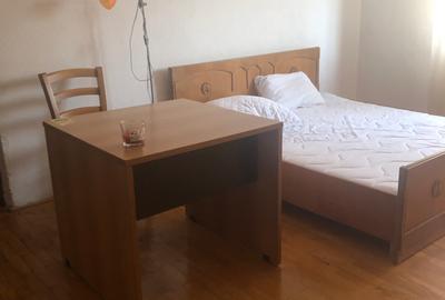 De inchiriat 4 camere decomandat Blv Mircea Voda - 11