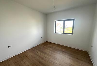 Ultima Jumatate, 4 Camere, Asfalt - 9