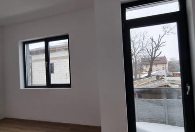 Reședință Modernă cu Finisaje Distinse - 54