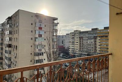 Nord - Republicii, apartament 2 camere semidecomandate