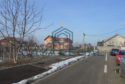 Teren Construcții intravilan de 700 mp, în Oncea