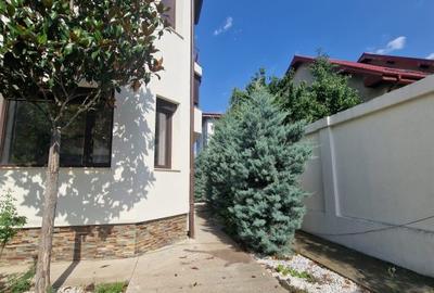 Casă individuală cu 13 camere în Pipera